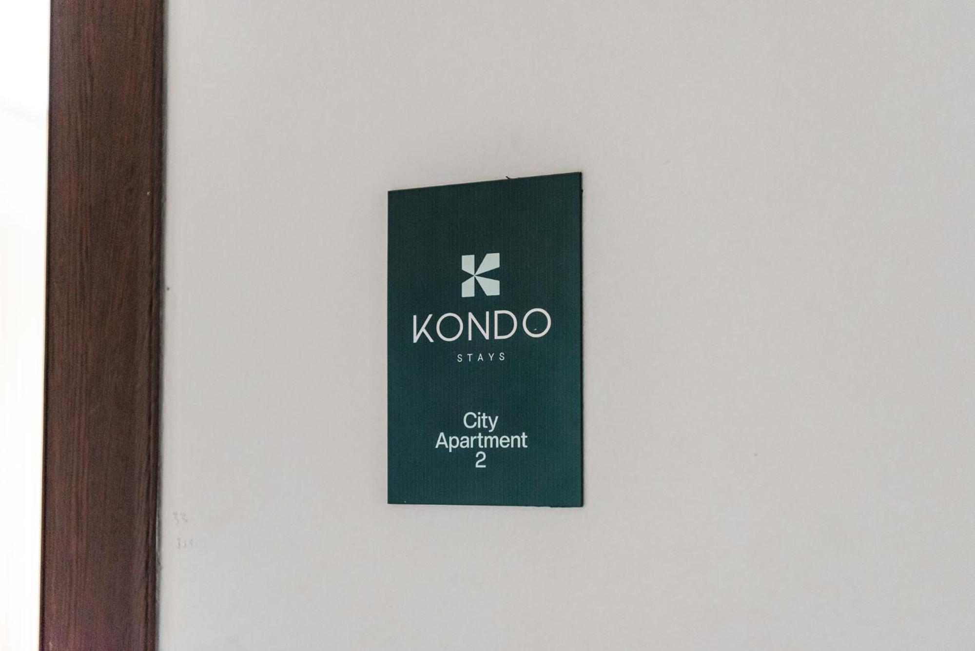City Center Apartments By Kondo Stays Вльора Екстер'єр фото
