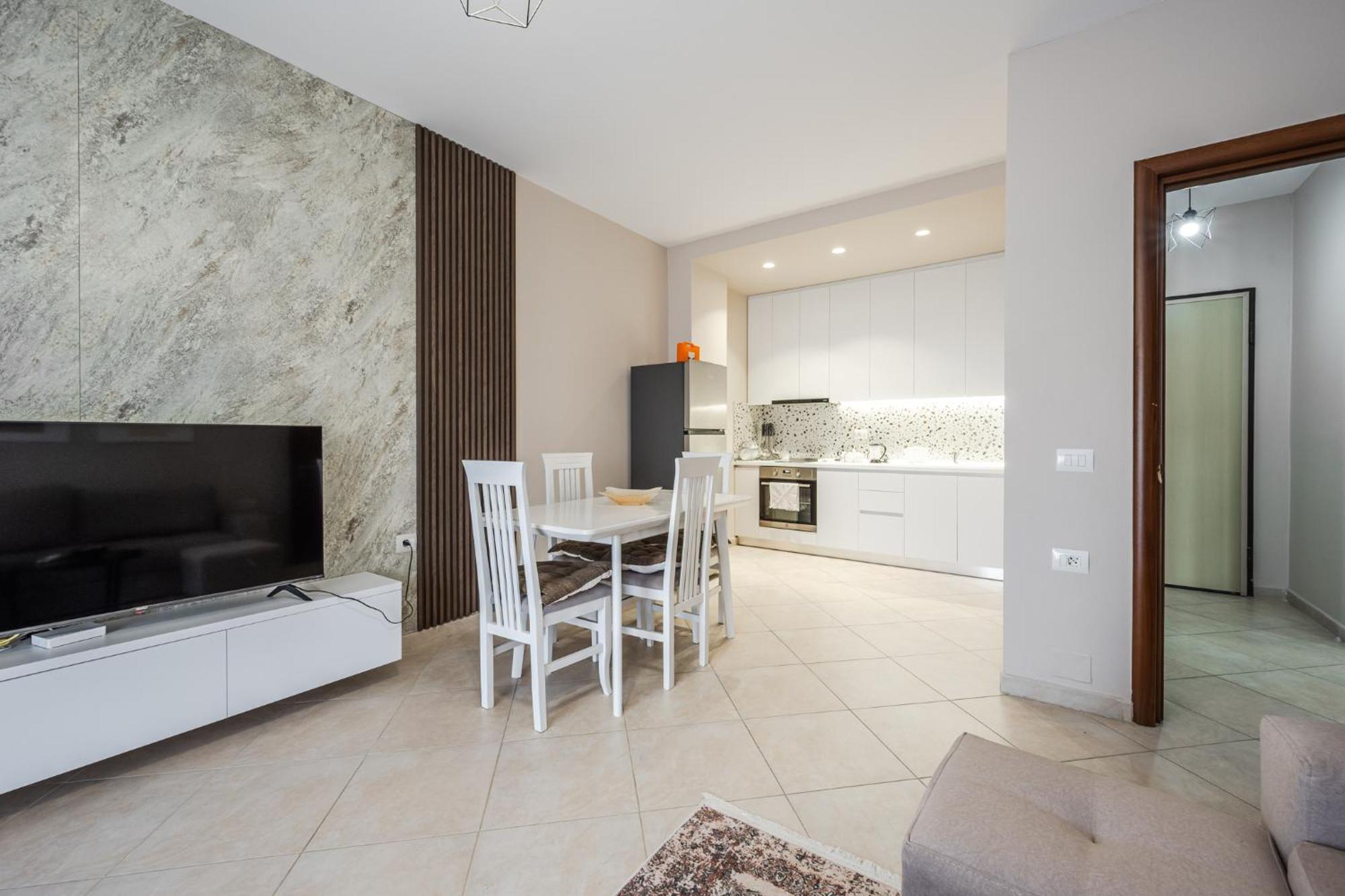 City Center Apartments By Kondo Stays Вльора Екстер'єр фото
