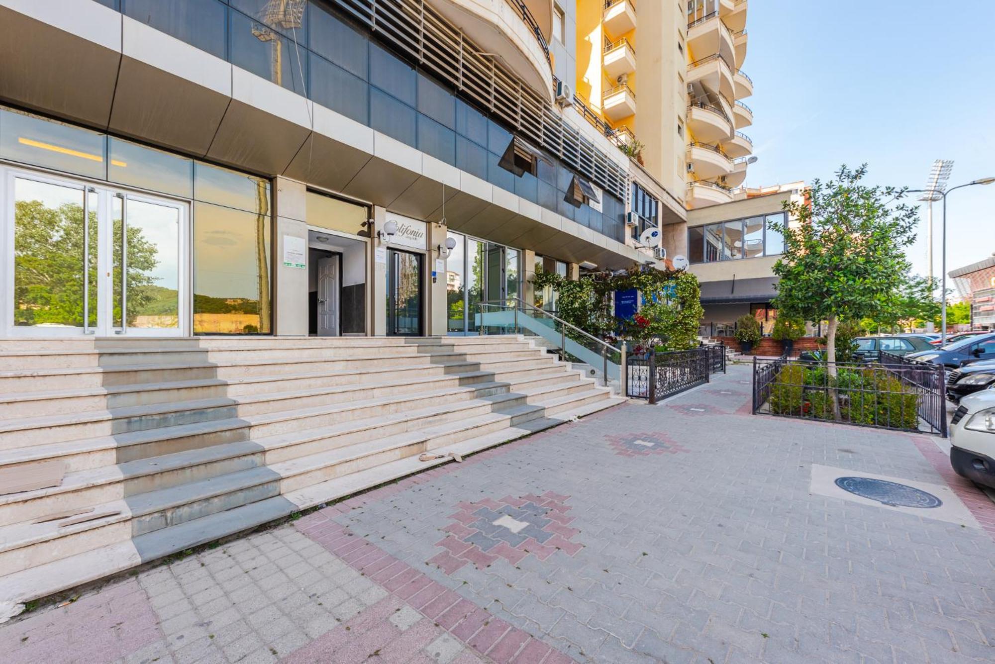 City Center Apartments By Kondo Stays Вльора Екстер'єр фото